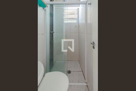 Banheiro de casa para alugar com 1 quarto, 28m² em Vila São José, São Paulo
