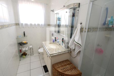 Casa à venda com 141m², 3 quartos e 2 vagasBanheiro