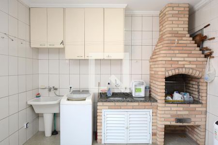 Casa à venda com 141m², 3 quartos e 2 vagasÁrea de Serviço