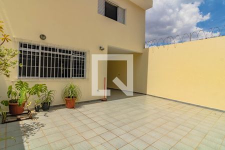 Casa à venda com 252m², 3 quartos e 5 vagasFachaa