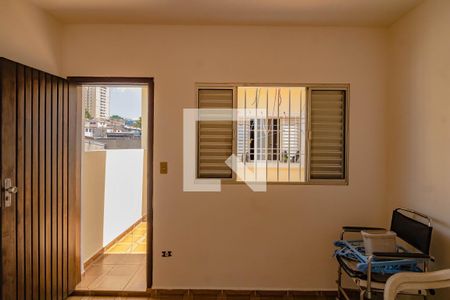 Casa à venda com 252m², 3 quartos e 5 vagasQuarto de Serviço