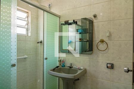 Casa à venda com 252m², 3 quartos e 5 vagasBanheiro 2