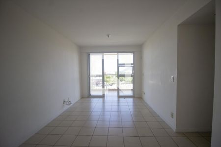 Sala de apartamento para alugar com 3 quartos, 74m² em Recreio dos Bandeirantes, Rio de Janeiro
