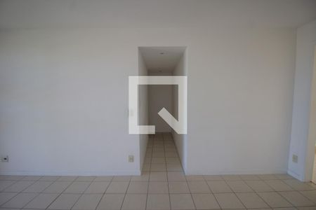 Sala de apartamento para alugar com 3 quartos, 74m² em Recreio dos Bandeirantes, Rio de Janeiro