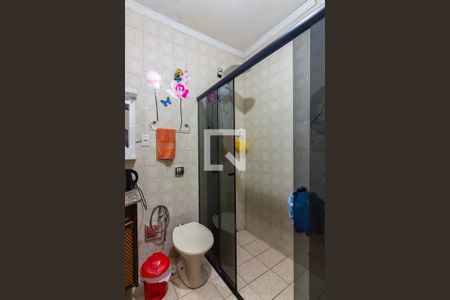 Casa à venda com 320m², 4 quartos e 3 vagas Casa à venda com 320m², 4 quartos e 3 vagasBanheiro da Suíte 1