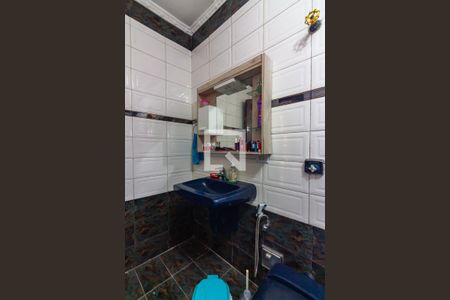 Casa à venda com 320m², 4 quartos e 3 vagas Casa à venda com 320m², 4 quartos e 3 vagasBanheiro da Suíte 2