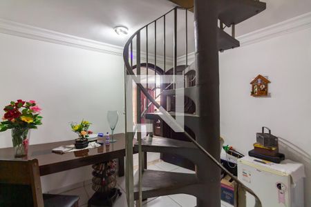 Sala de casa para alugar com 4 quartos, 320m² em Metalúrgicos, Osasco