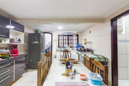 Cozinha de casa para alugar com 4 quartos, 320m² em Metalúrgicos, Osasco