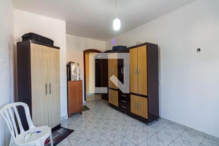 Casa à venda com 320m², 4 quartos e 3 vagas Casa à venda com 320m², 4 quartos e 3 vagasSuíte 3