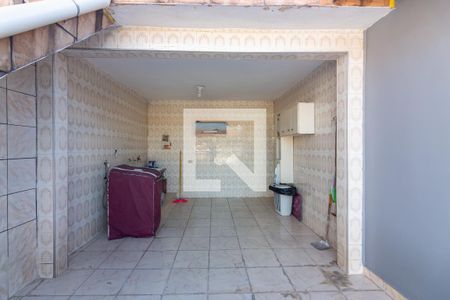 Casa à venda com 320m², 4 quartos e 3 vagas Casa à venda com 320m², 4 quartos e 3 vagasÁrea de Serviço