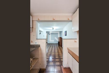 Casa de condomínio para alugar com 169m², 3 quartos e 2 vagas Casa de condomínio para alugar com 169m², 3 quartos e 2 vagasCozinha da casa 2