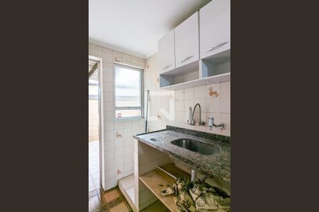 Casa de condomínio para alugar com 169m², 3 quartos e 2 vagas Casa de condomínio para alugar com 169m², 3 quartos e 2 vagasCozinha da casa 2