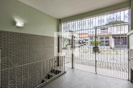 Casa de condomínio para alugar com 169m², 3 quartos e 2 vagas Casa de condomínio para alugar com 169m², 3 quartos e 2 vagasGaragem