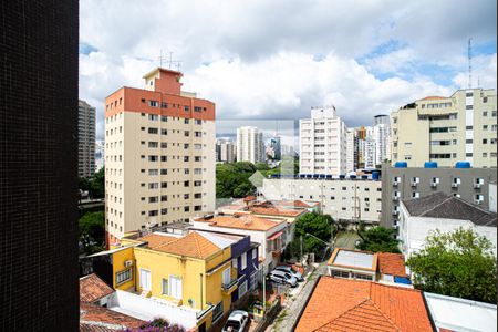 Vista da Sala/Quarto de kitnet/studio à venda com 1 quarto, 32m² em Bela Vista, São Paulo