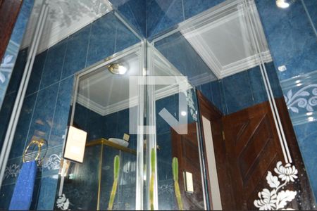 Casa à venda com 550m², 4 quartos e 4 vagasBanheiro social