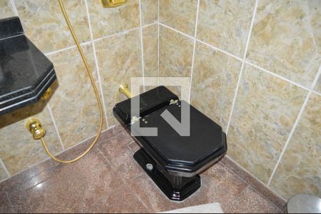 Casa à venda com 550m², 4 quartos e 4 vagasLavabo