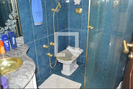 Casa à venda com 550m², 4 quartos e 4 vagasBanheiro social