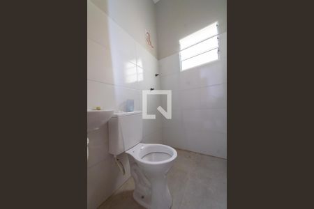 Casa para alugar com 70m², 1 quarto e sem vaga Casa para alugar com 70m², 1 quarto e sem vagaBanheiro