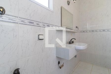 Casa de condomínio à venda com 330m², 3 quartos e 6 vagasBanheiro da suíte 3