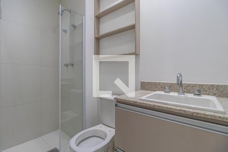 Banheiro Social de apartamento para alugar com 2 quartos, 69m² em Alphaville, Barueri