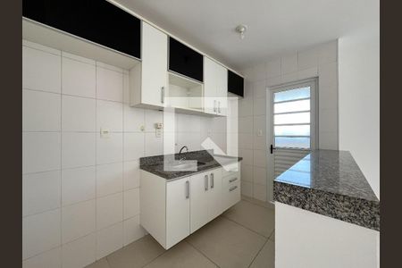 Apartamento à venda com 48m², 2 quartos e 1 vagaCozinha 