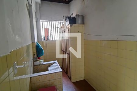 Casa à venda com 640m², 3 quartos e 3 vagasarea de serviço