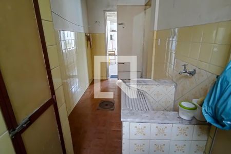 Casa à venda com 640m², 3 quartos e 3 vagasarea de serviço
