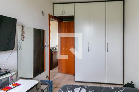 Quarto 1 de apartamento para alugar com 2 quartos, 52m² em Vila Magnesita, Belo Horizonte