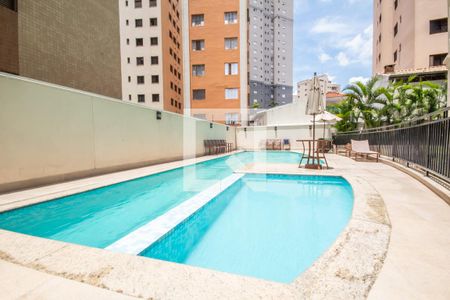 Apartamento à venda com 62m², 2 quartos e 1 vaga Apartamento à venda com 62m², 2 quartos e 1 vagaÁrea comum - Piscina
