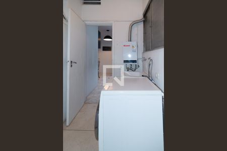 Apartamento à venda com 96m², 3 quartos e 1 vaga Apartamento à venda com 96m², 3 quartos e 1 vagaÁrea de Serviço