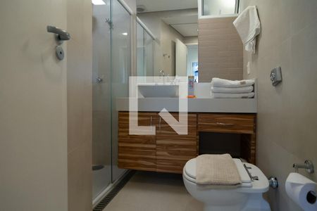Apartamento à venda com 96m², 3 quartos e 1 vaga Apartamento à venda com 96m², 3 quartos e 1 vagaBanheiro Social 2