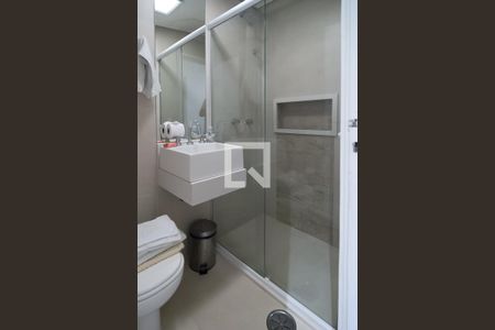 Apartamento à venda com 96m², 3 quartos e 1 vaga Apartamento à venda com 96m², 3 quartos e 1 vagaBanheiro Social 1