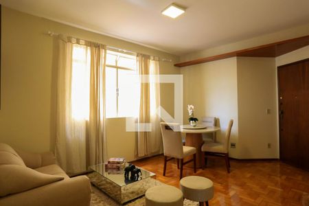 Sala de apartamento para alugar com 2 quartos, 64m² em Sion, Belo Horizonte