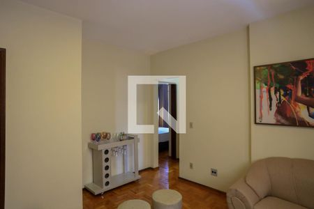 Sala de apartamento para alugar com 2 quartos, 64m² em Sion, Belo Horizonte