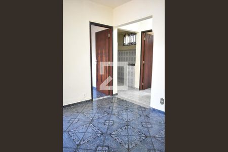 Sala de casa para alugar com 1 quarto, 60m² em Campo Grande, Rio de Janeiro