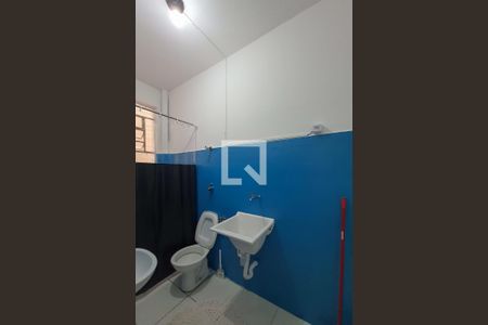 Banheiro de kitnet/studio para alugar com 1 quarto, 27m² em Parque Mandaqui, São Paulo