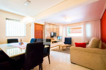 Sala de casa para alugar com 2 quartos, 180m² em Vila Junqueira, Santo André