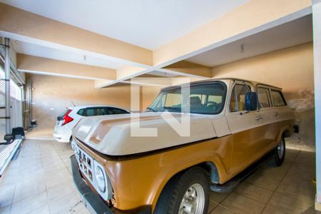 Casa à venda com 180m², 2 quartos e 3 vagasGaragem