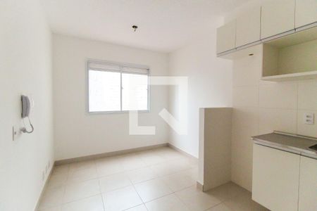 Sala  de apartamento para alugar com 2 quartos, 33m² em Colônia (zona Leste), São Paulo