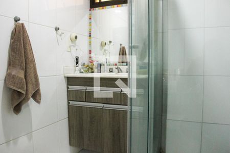 Apartamento à venda com 89m², 2 quartos e 1 vaga Apartamento à venda com 89m², 2 quartos e 1 vagaBanheiro