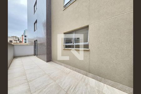 Apartamento à venda com 98m², 2 quartos e 2 vagas Apartamento à venda com 98m², 2 quartos e 2 vagasÁrea Privativa