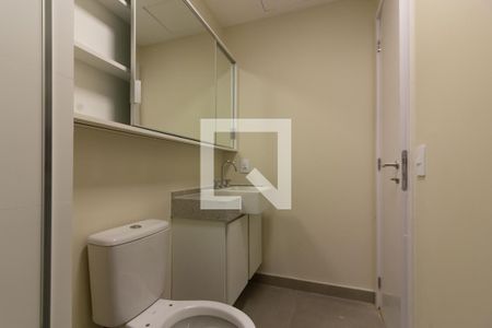 banheiro de apartamento à venda com 1 quarto, 37m² em Pinheiros, São Paulo
