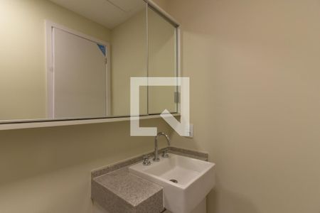 banheiro de apartamento à venda com 1 quarto, 37m² em Pinheiros, São Paulo