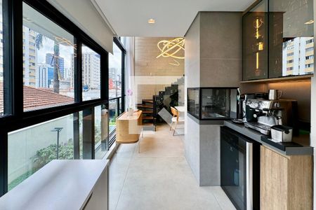 Apartamento à venda com 115m², 3 quartos e 2 vagasVaranda