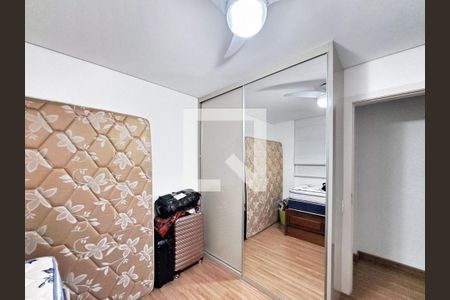 Quarto de apartamento à venda com 3 quartos, 97m² em Buritis, Belo Horizonte
