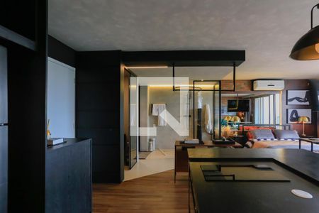 Sala/Cozinha de apartamento à venda com 1 quarto, 57m² em Pinheiros, São Paulo