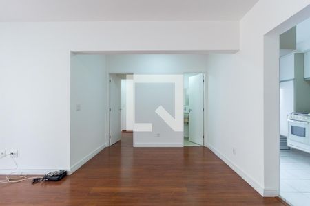 Sala de apartamento para alugar com 2 quartos, 97m² em Vila Bertioga, São Paulo