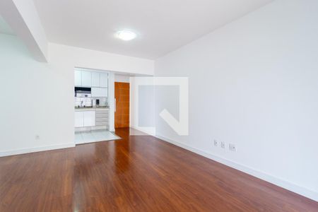 Sala de apartamento para alugar com 2 quartos, 97m² em Vila Bertioga, São Paulo