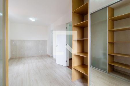Apartamento para alugar com 97m², 2 quartos e 2 vagas Apartamento para alugar com 97m², 2 quartos e 2 vagasCloset - Quarto 2