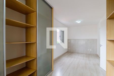 Apartamento para alugar com 97m², 2 quartos e 2 vagas Apartamento para alugar com 97m², 2 quartos e 2 vagasCloset - Quarto 2